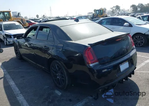 2017 Chrysler 300 300S Alloy Edition z USA, uszkodzony, nr VIN 2C3CCABT1HH647116